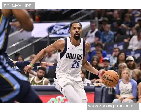 NBA战力榜更新:湖人稳居前三,火箭飙升,独行侠欧文缺阵陷危机 NBA战力榜更新:湖人稳居前三,火箭飙升,独行侠欧文缺阵陷危机